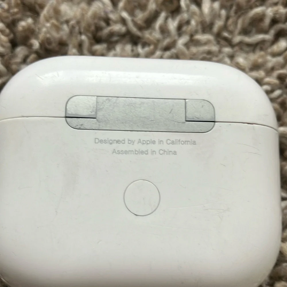 White Wireless Earbuds with Charging Case